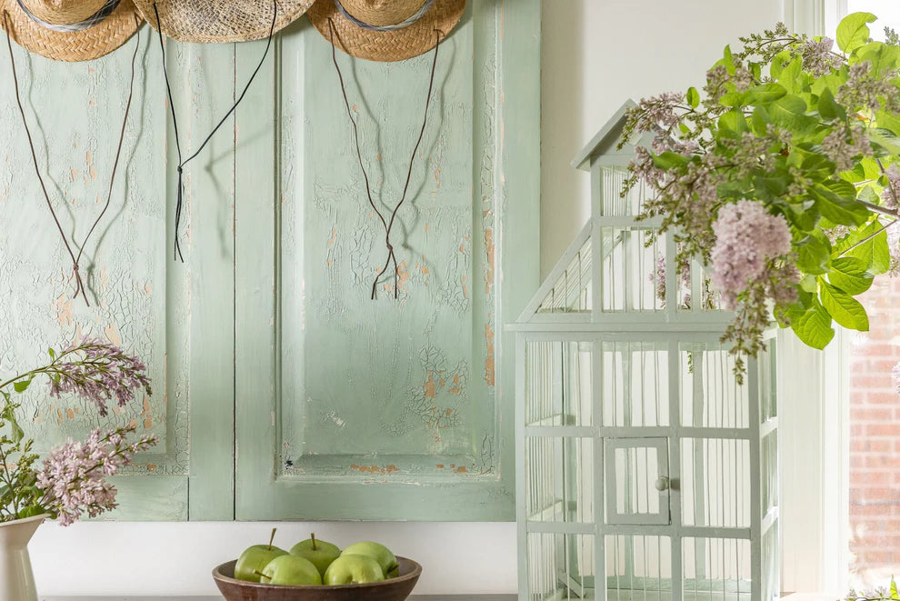 Crackled Texture I Fusion™ Mineral Paint