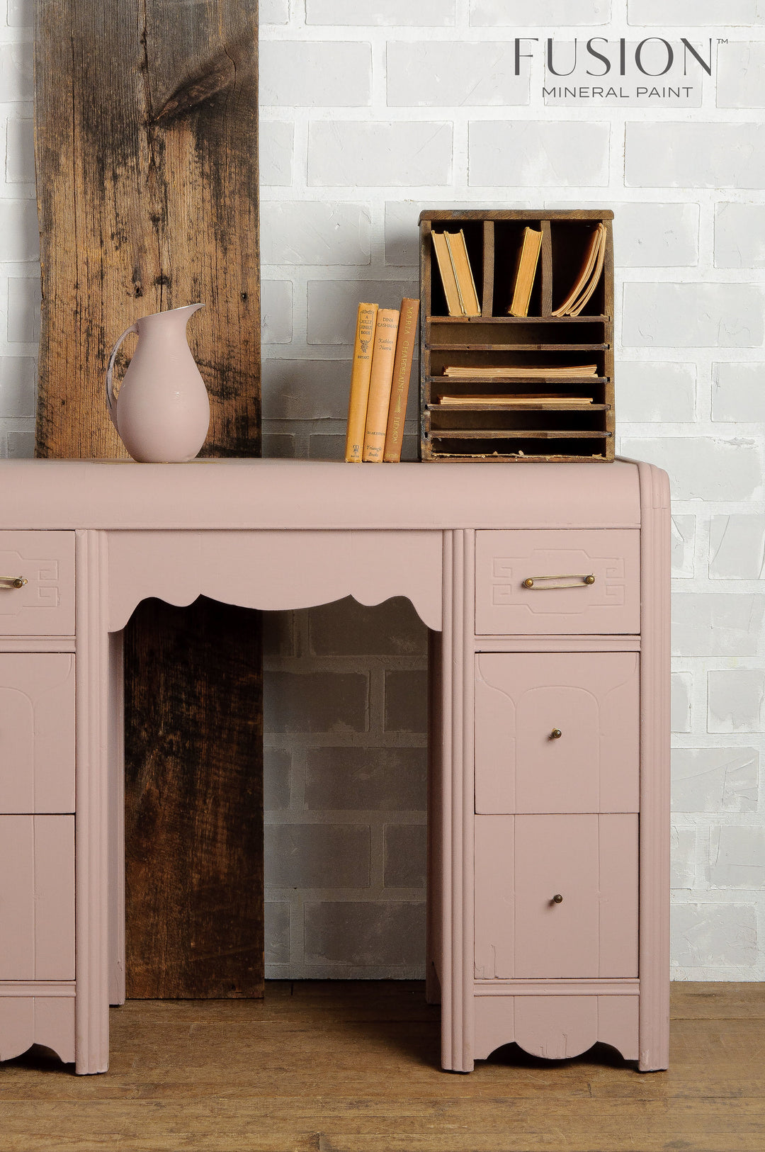 Damask I Fusion™ Mineral Paint﻿ (Tester and Pint Size)