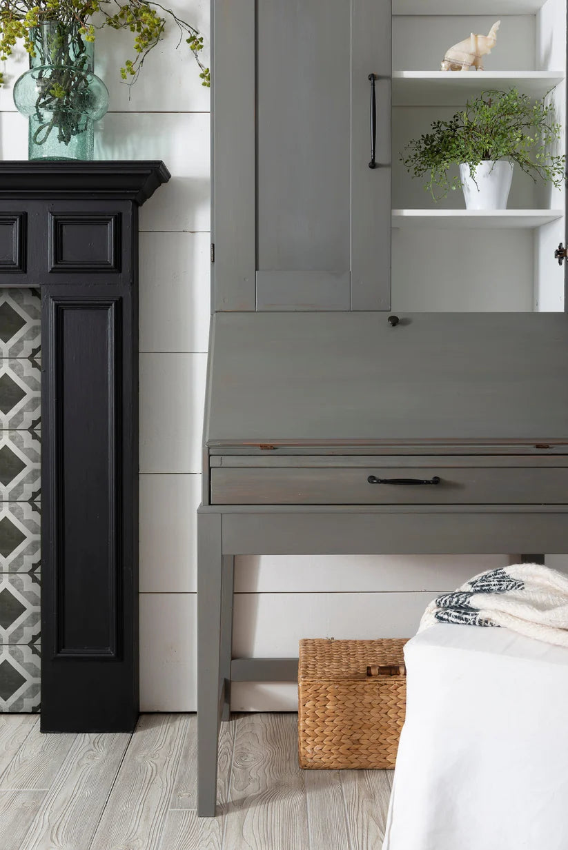 Gotham Grey I Milk Paint by Fusion