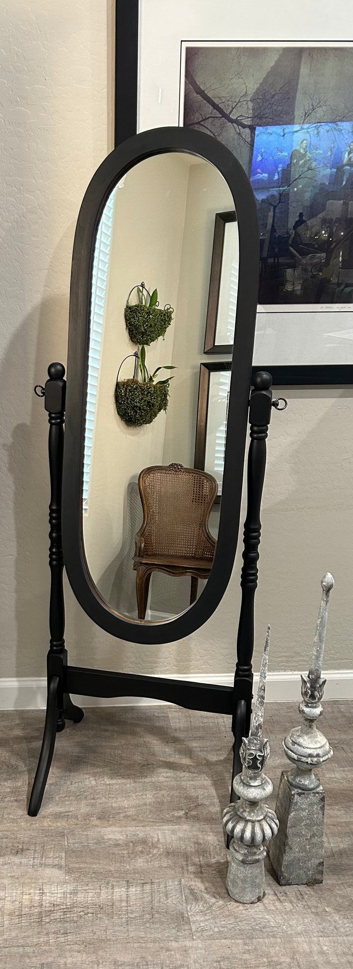 Vintage Stand-Up Adjustable Mirror – Coal Black