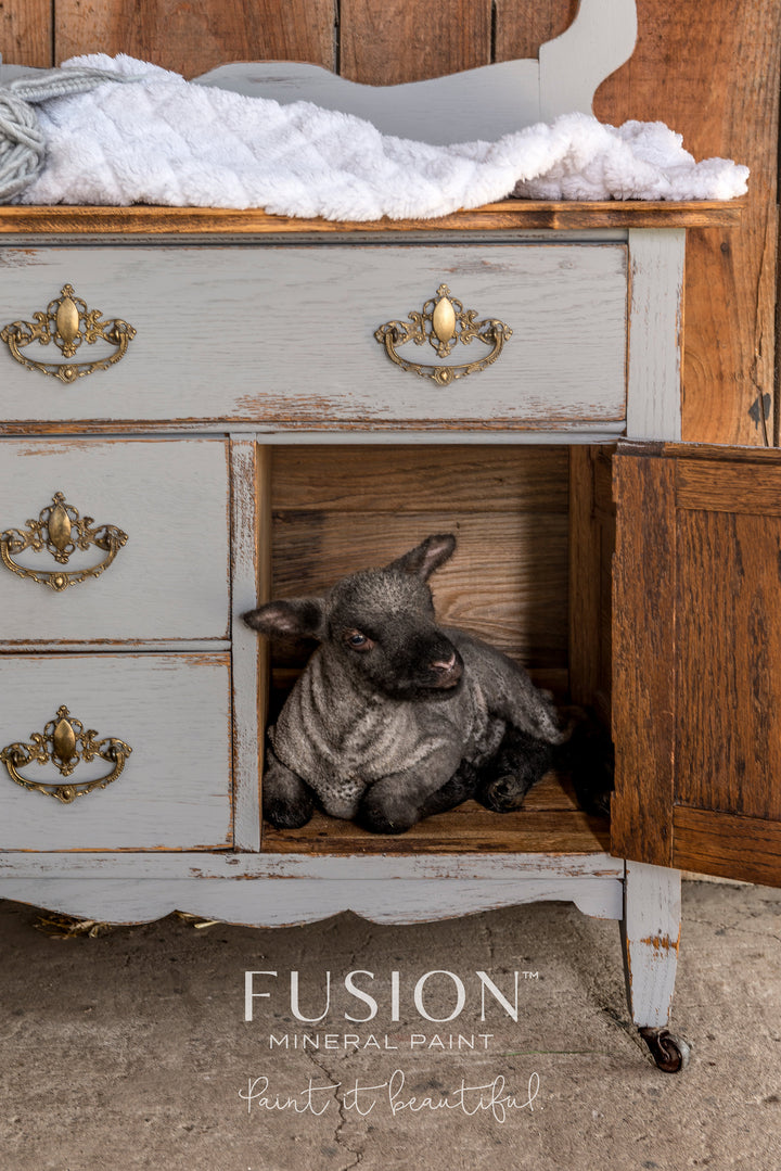 Little Lamb I Fusion™ Mineral Paint (Pint and Tester Size)