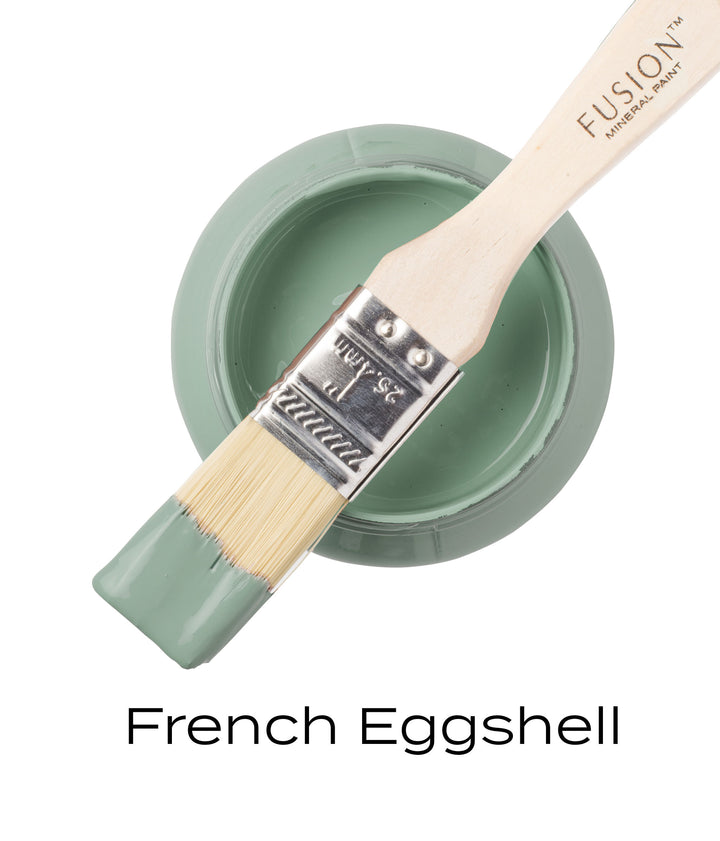 French Eggshell I Fusion™ Mineral Paint﻿ (Tester and Pint Size)