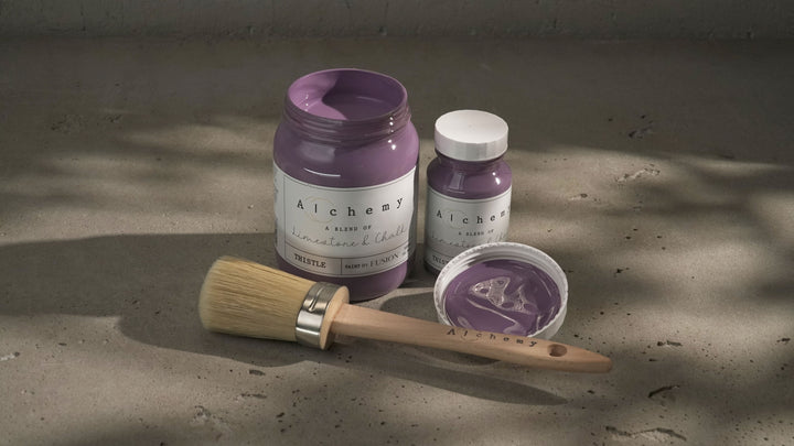 pint and tester size displayed with a brush in color Thistle