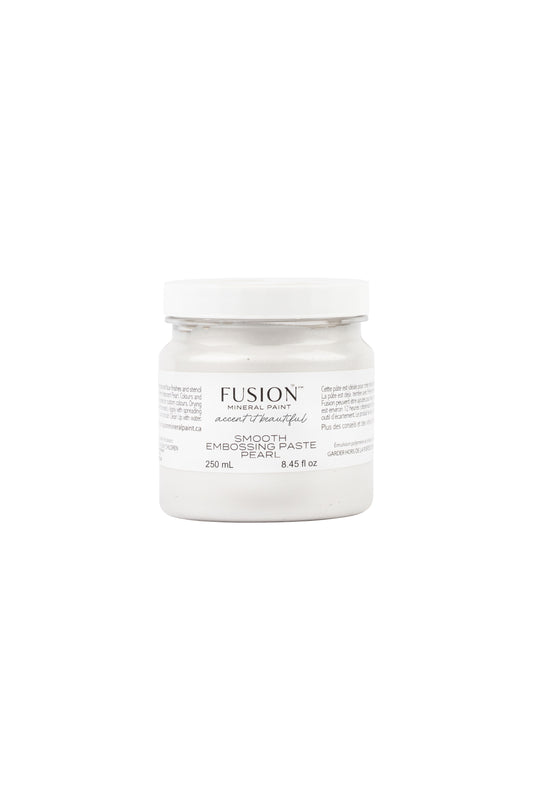 Smooth Embossing Paste Pearl I Fusion Mineral Paint